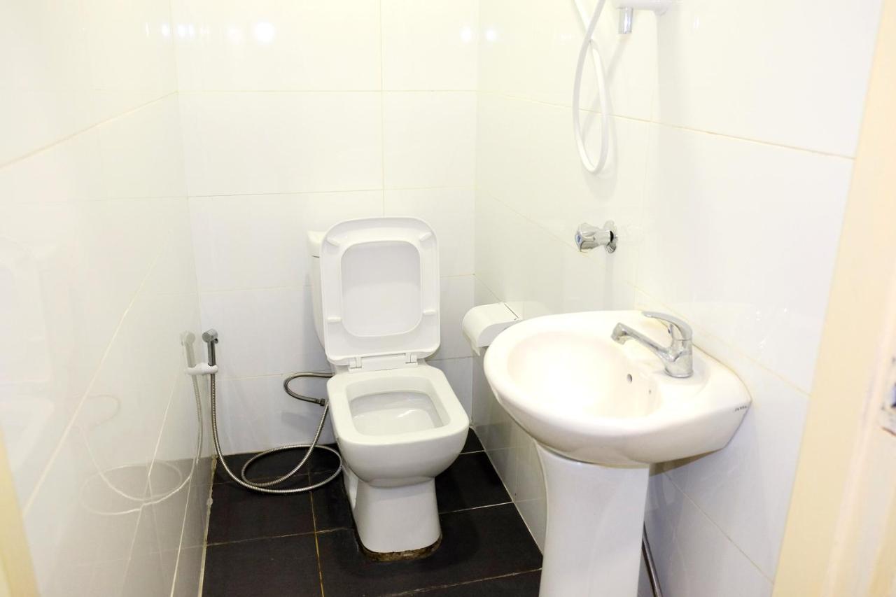Natol Homestay - London Kuching Dış mekan fotoğraf