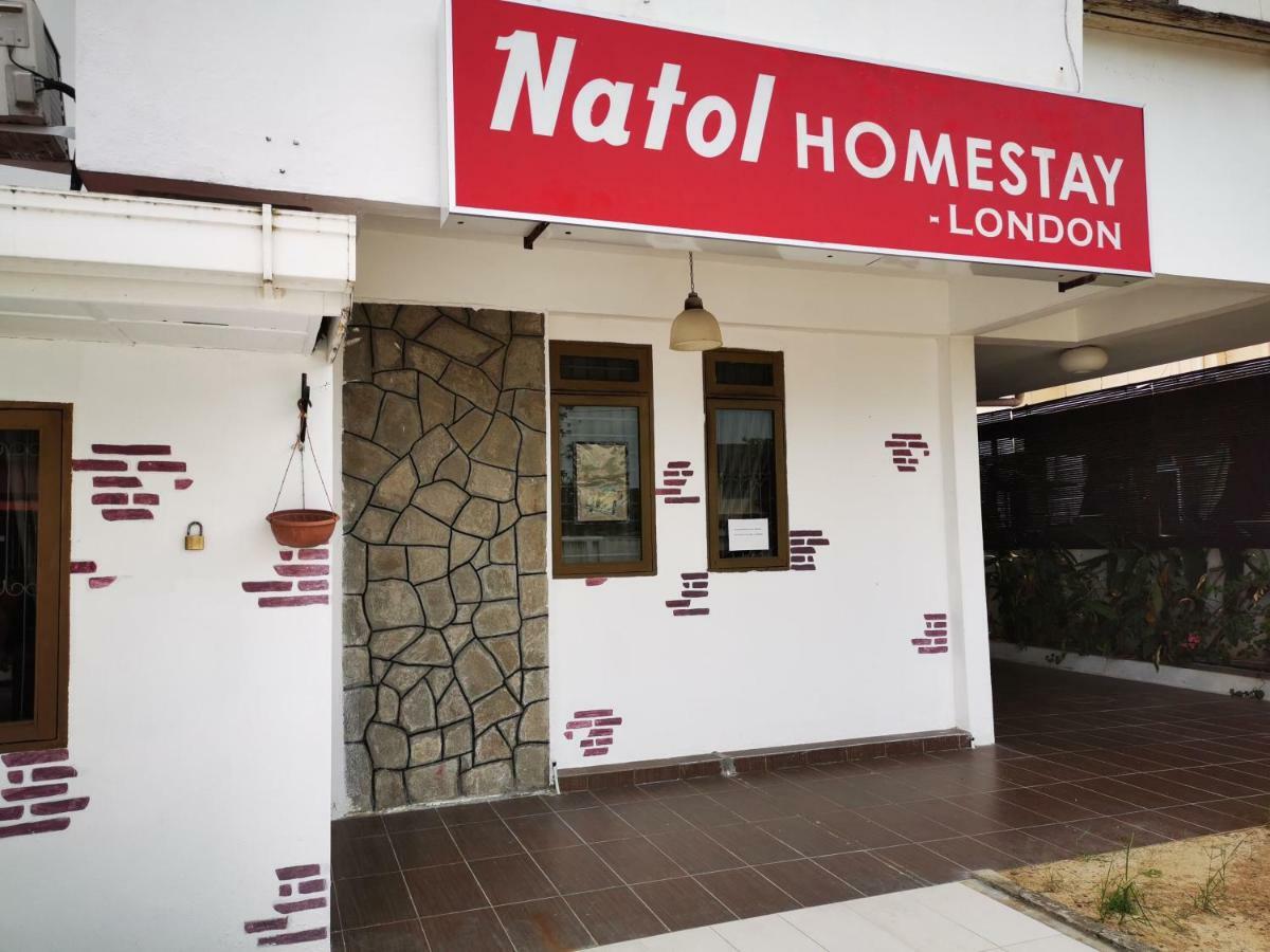 Natol Homestay - London Kuching Dış mekan fotoğraf